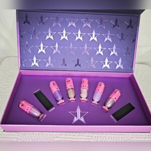 Jeffree Star "Queen B**ch" liquid lipstick box set